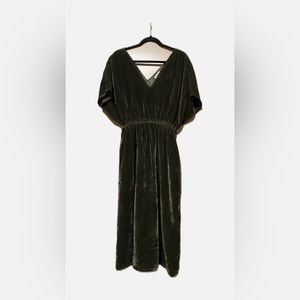 Velvet V-Neck Dress | Moss Green